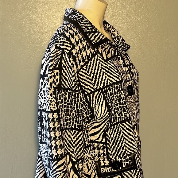 JM Collection, multi- print Jacket - Picture 6 of 8